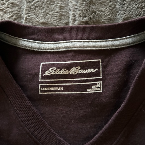 Eddie Bauer Legend Wash t-shirt. Brand new but no tags - Picture 2 of 2